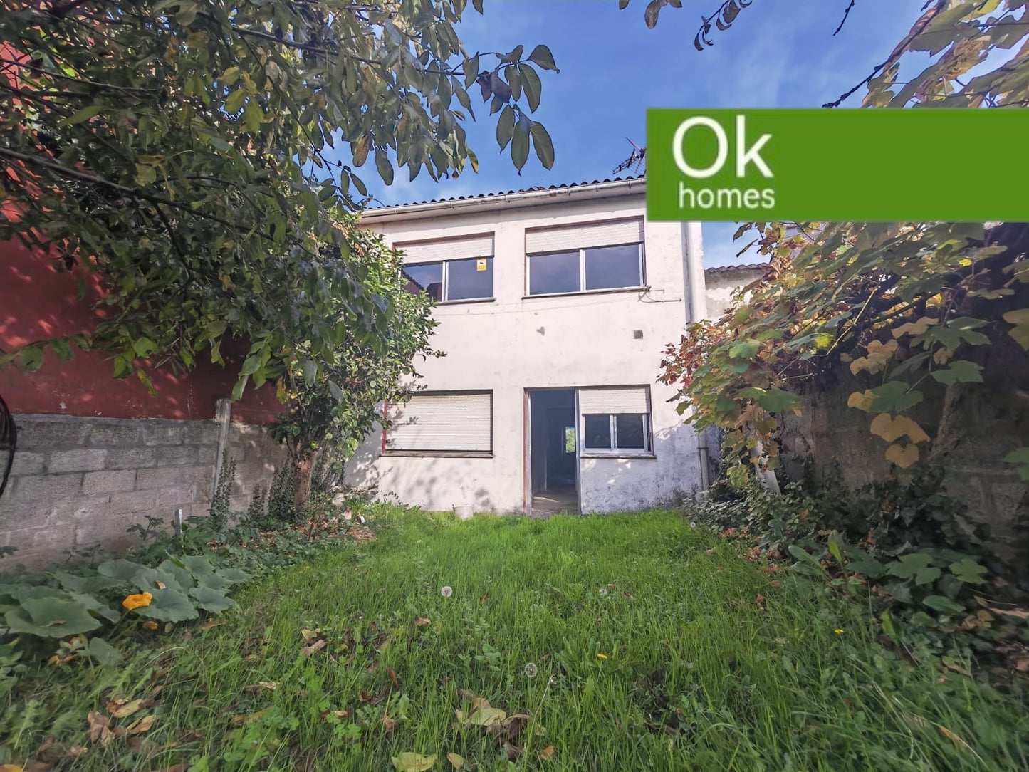 CASA V. - CORUÑA - ALCAMPO - AA/610 - 235