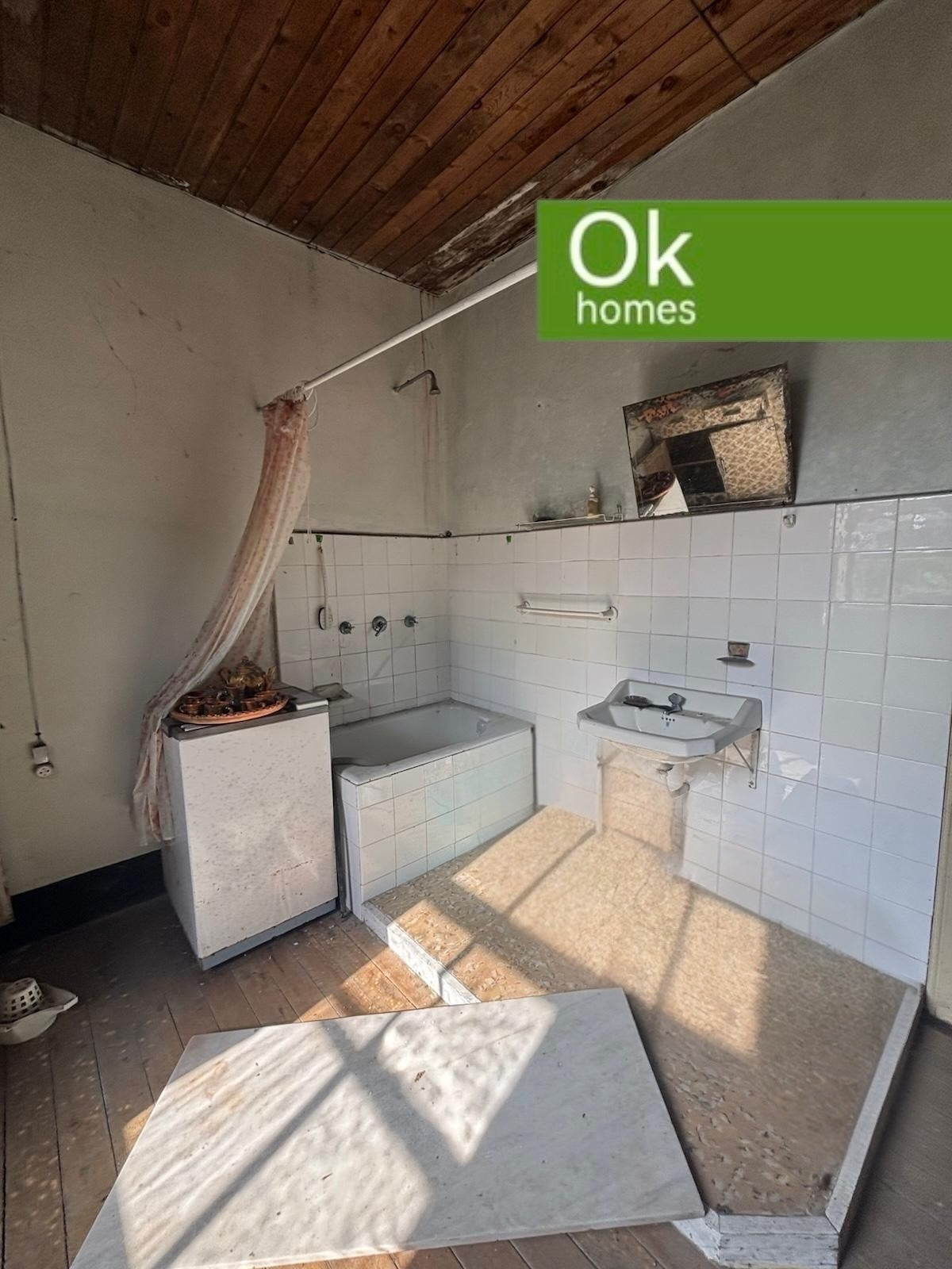 CASA V - GUITIRIZ (LUGO) - AA/400 - 99