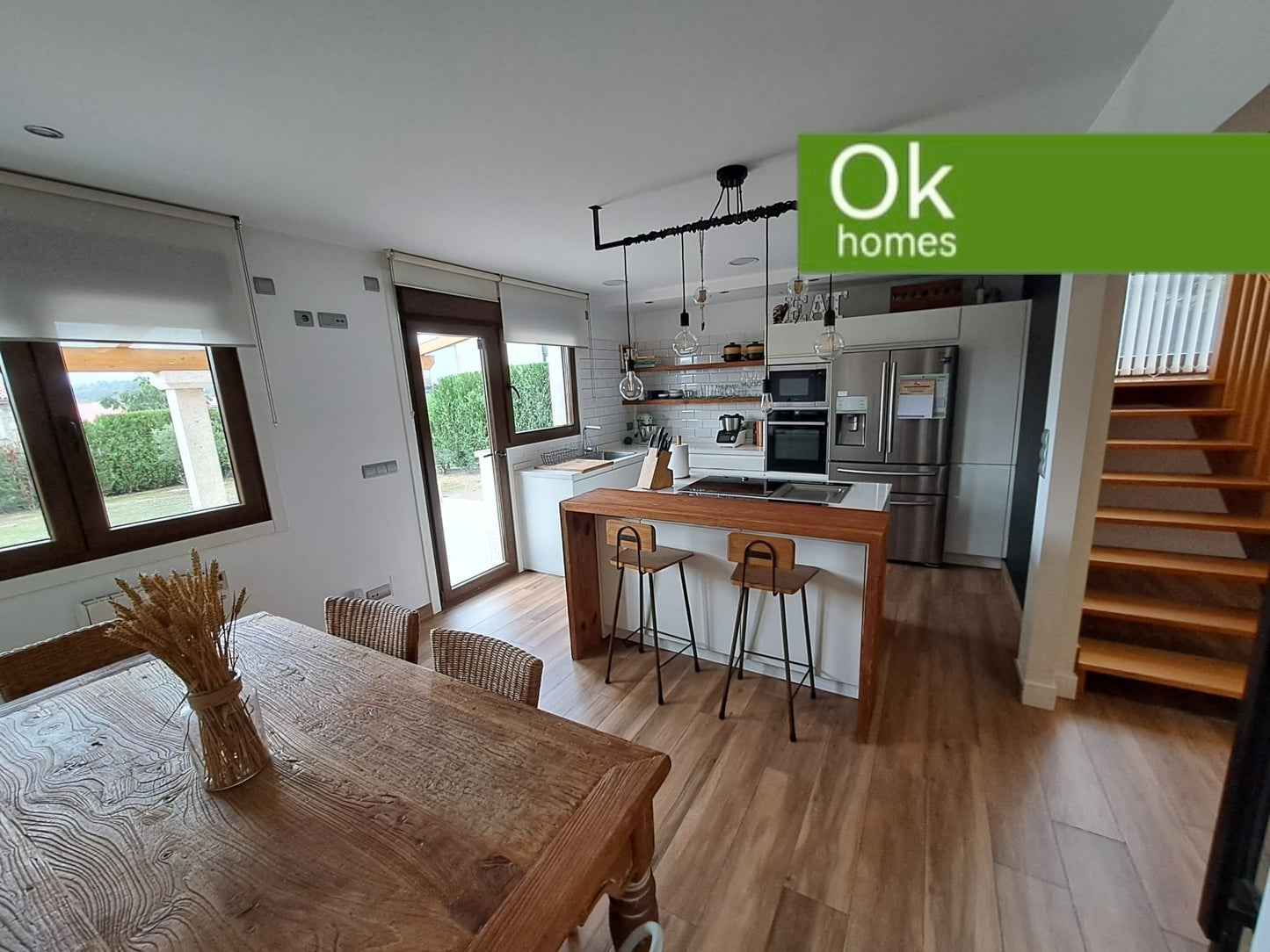 CHALET - VENTA - OLEIROS - AA/718M - 525