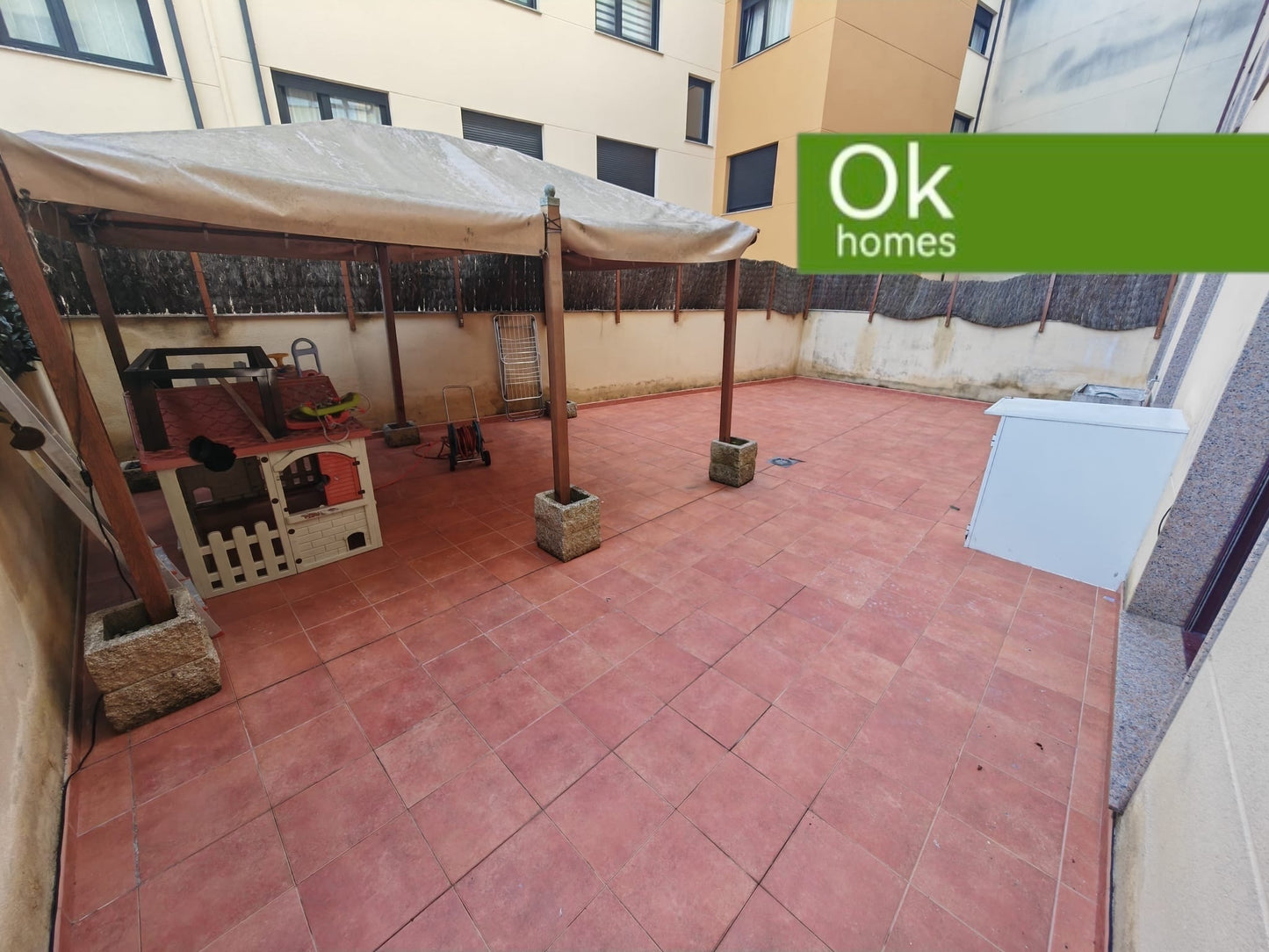 CARRAL - PISO  VENTA - REF: AA/181 - 152