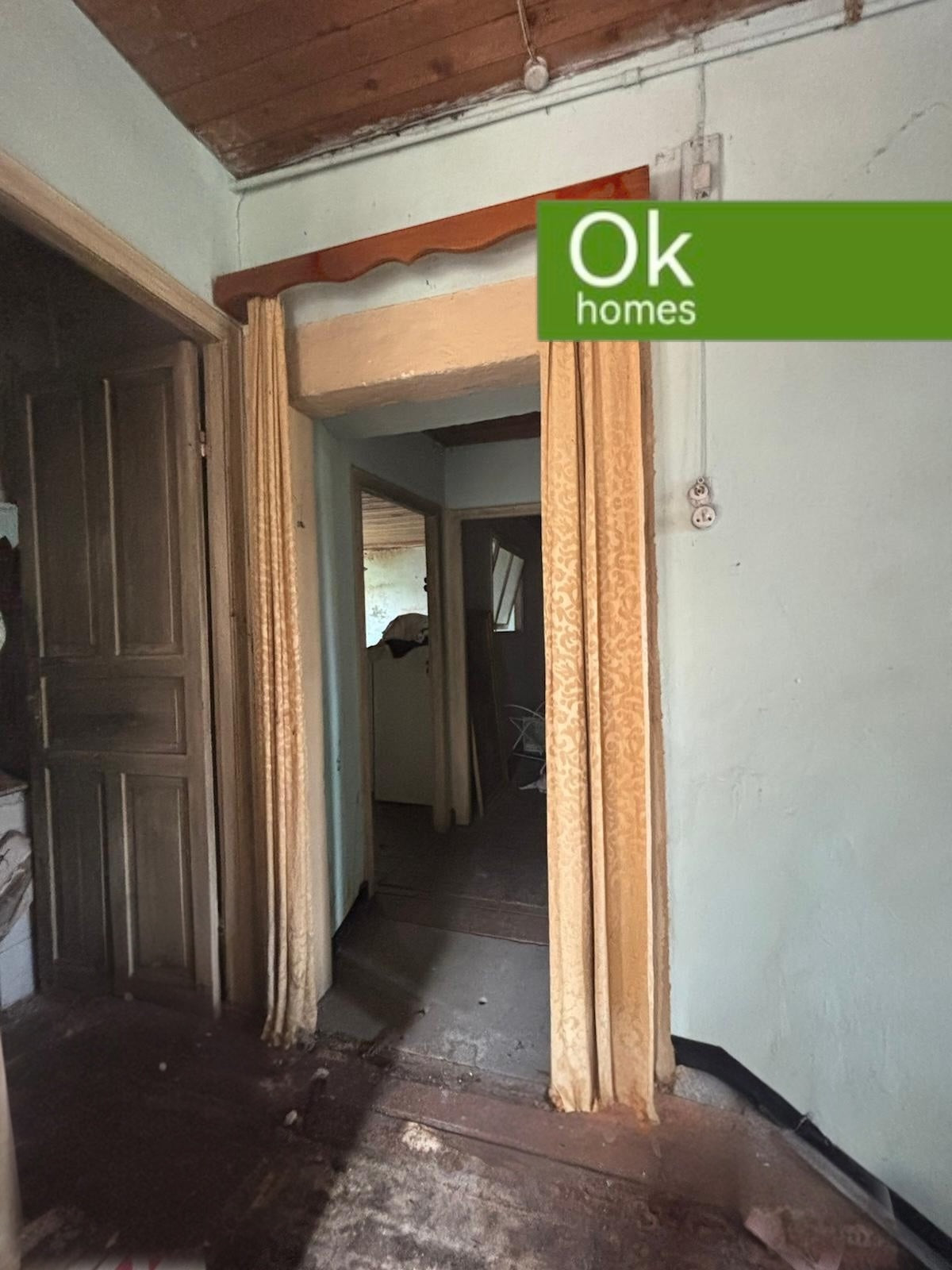 CASA V - GUITIRIZ (LUGO) - AA/400 - 99