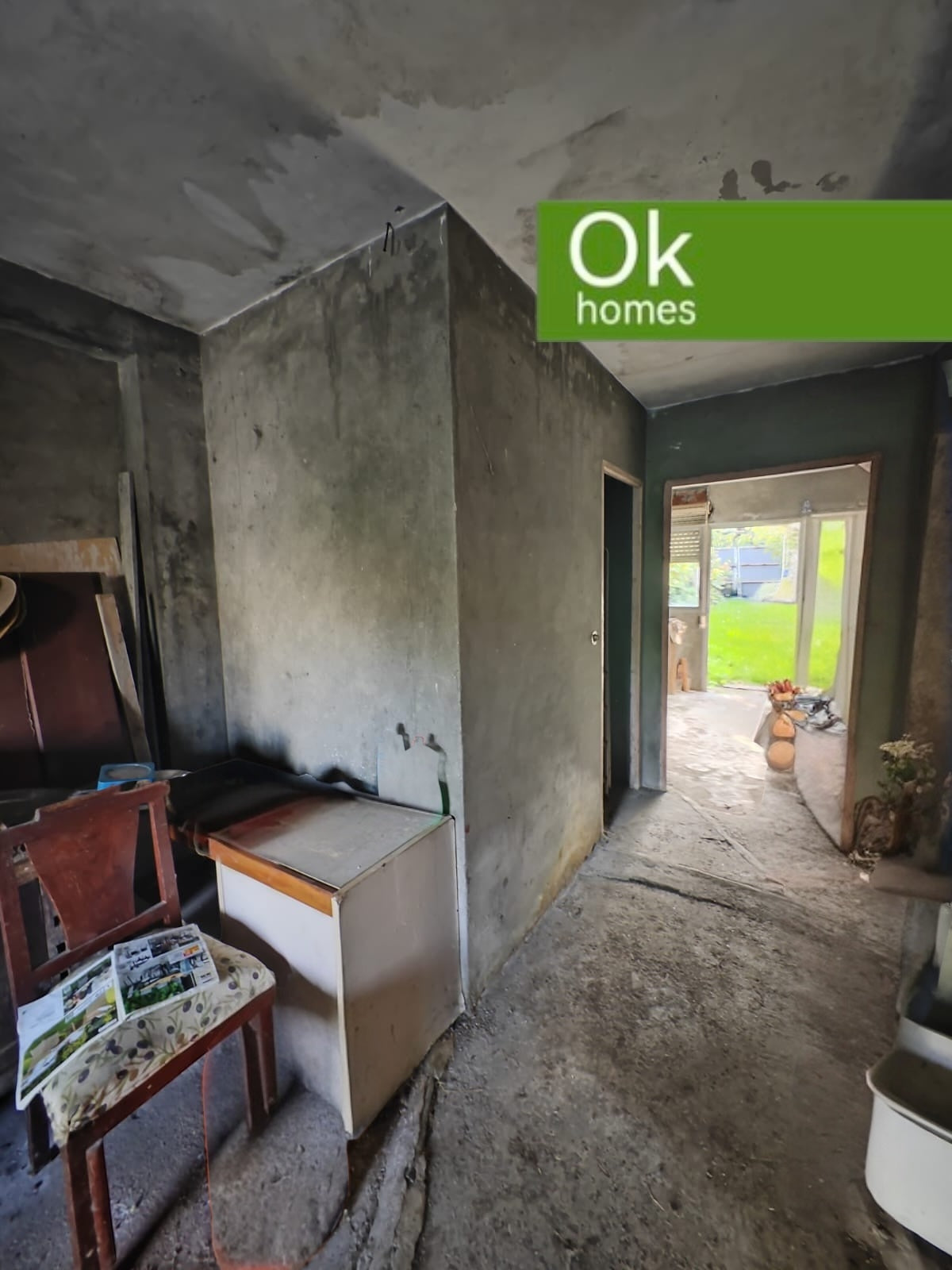 CASA V. - CORUÑA - ALCAMPO - AA/610 - 235