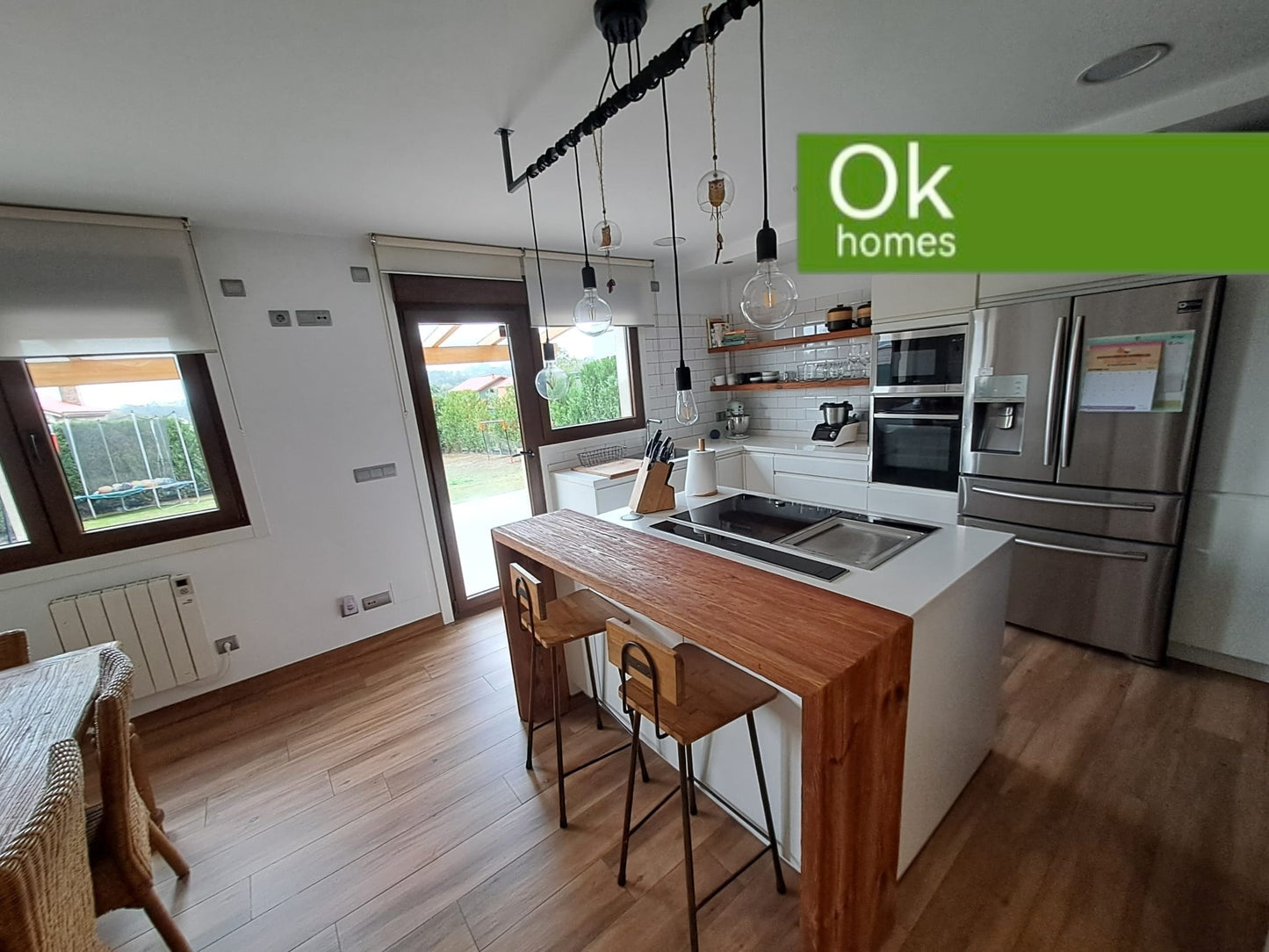 CHALET - VENTA - OLEIROS - AA/718M - 525