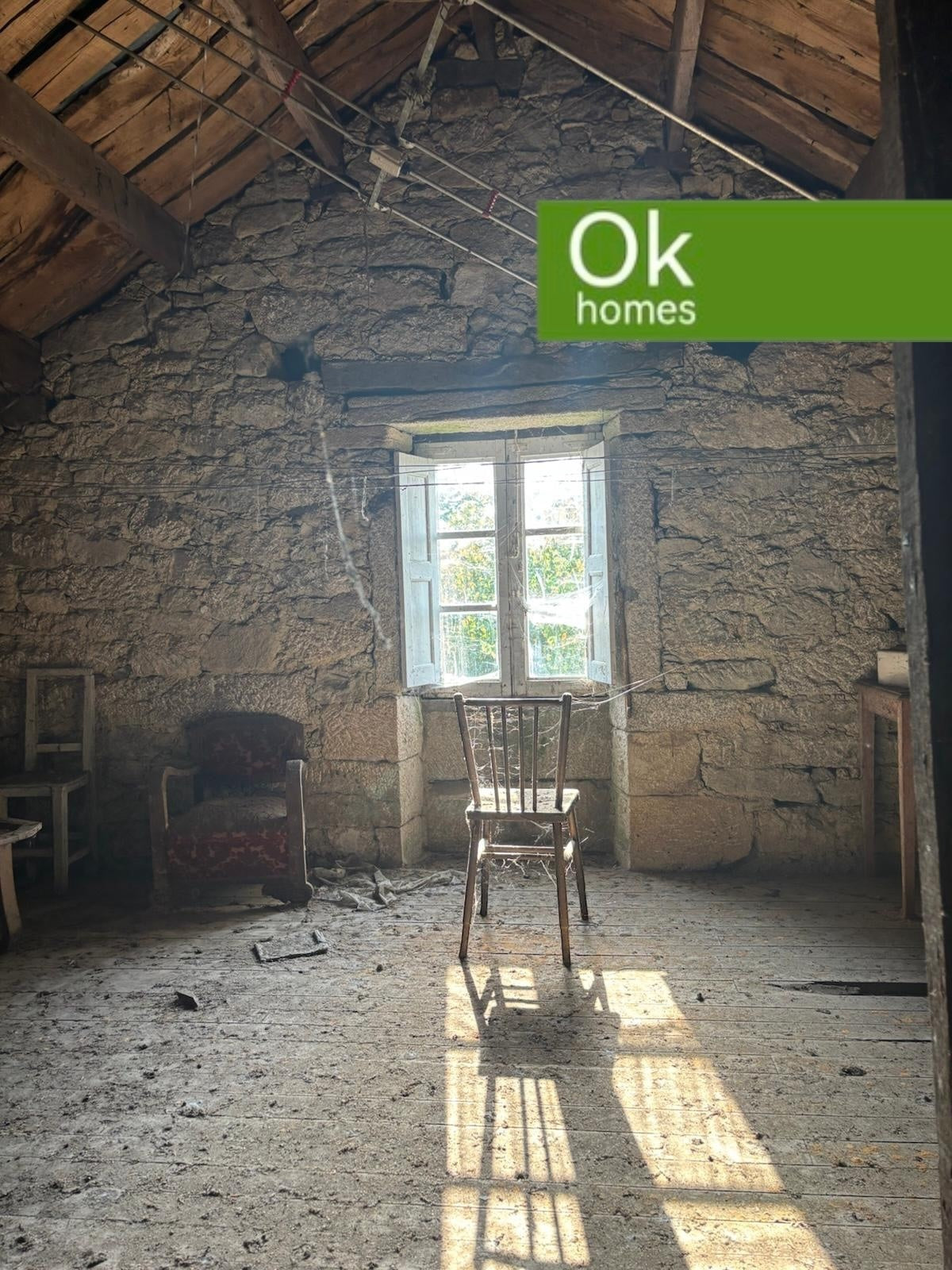 CASA V - GUITIRIZ (LUGO) - AA/400 - 99