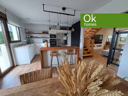 CHALET - VENTA - OLEIROS - AA/718M - 525