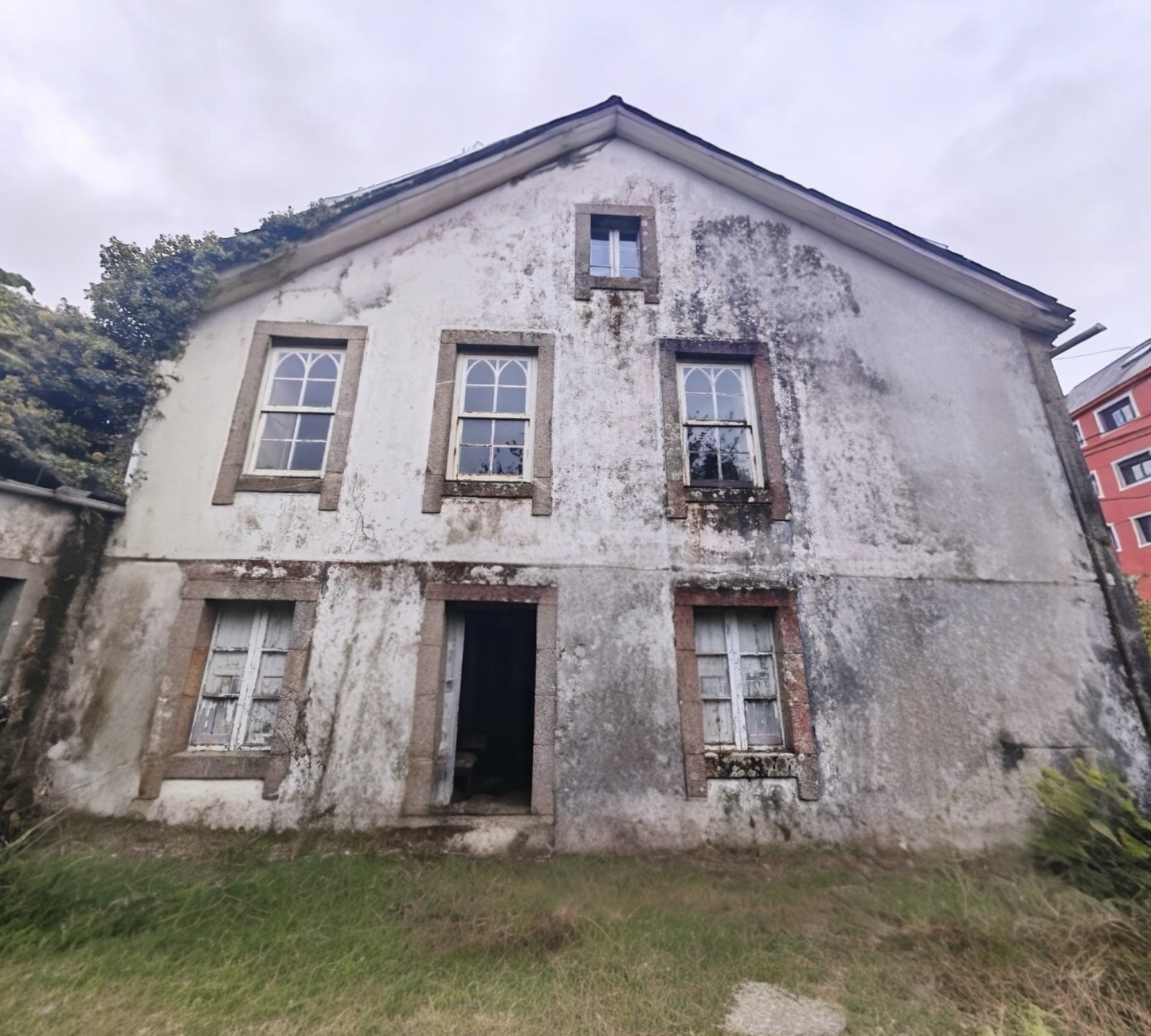 CASA V - GUITIRIZ (LUGO) - AA/400 - 99