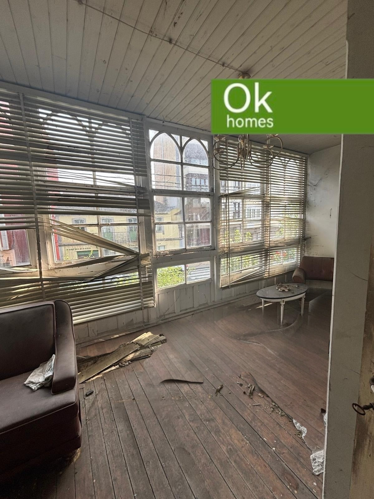 CASA V - GUITIRIZ (LUGO) - AA/400 - 99