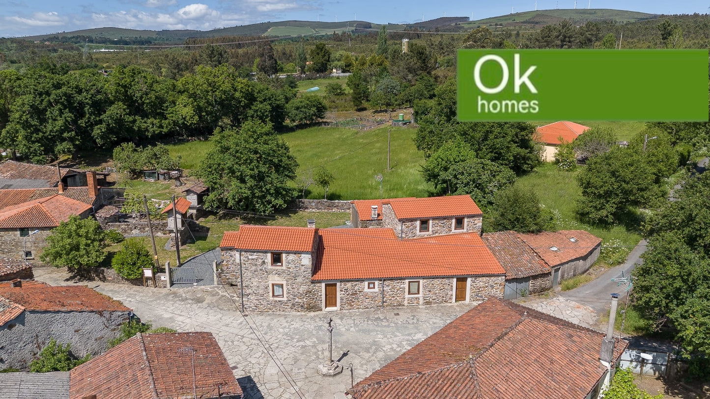 CASA RÚSTICA - MELIDE - AA/229M - 225