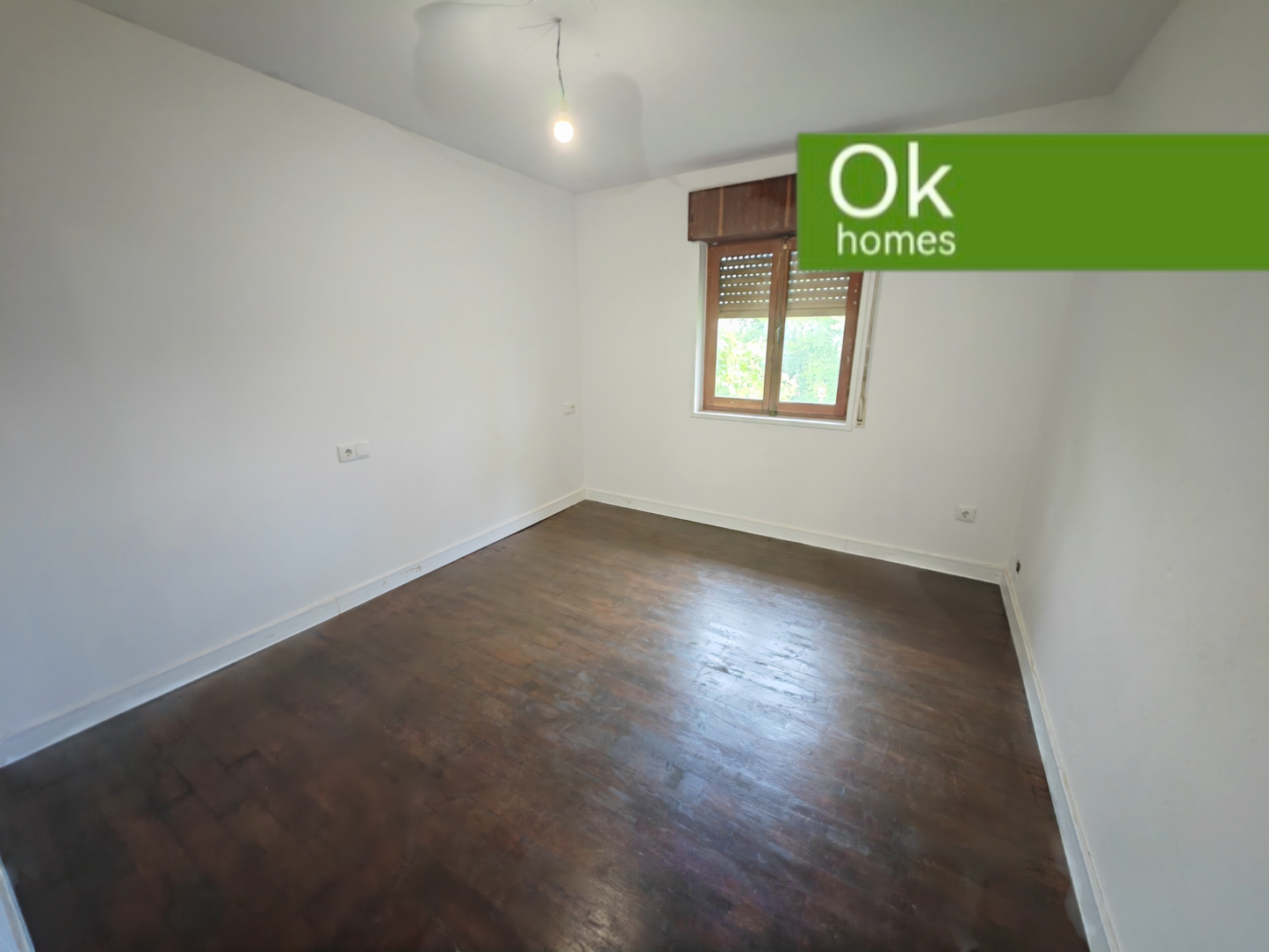 CASA V - SOBRADO  - AA/820 - 85