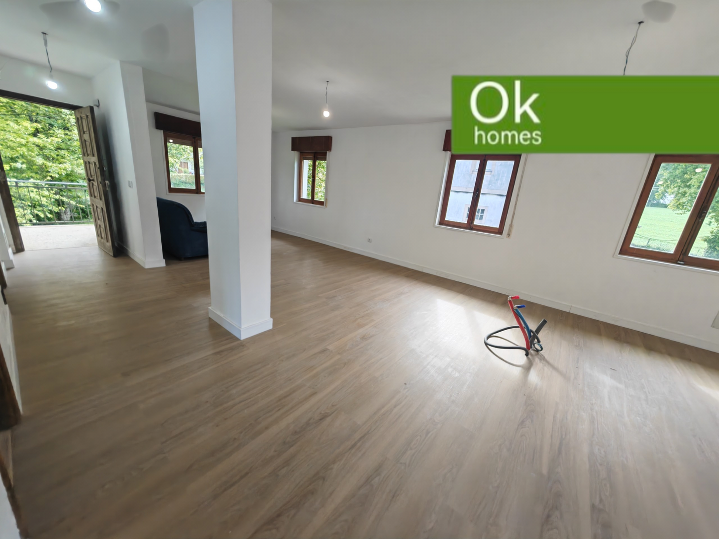 CASA V - SOBRADO  - AA/820 - 85