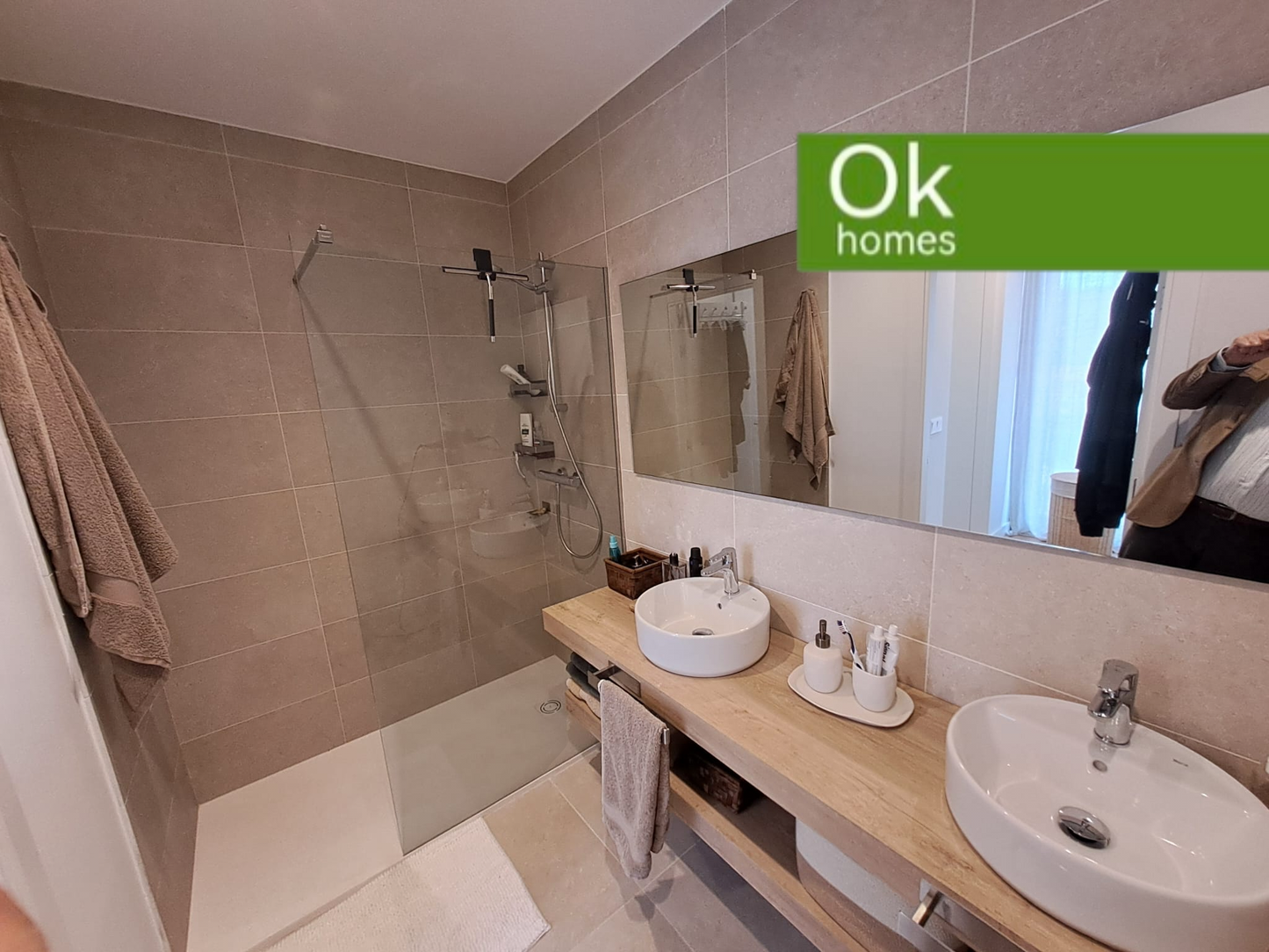 CHALET ADOSADO - VENTA - OLEIROS - AA/318M - 570