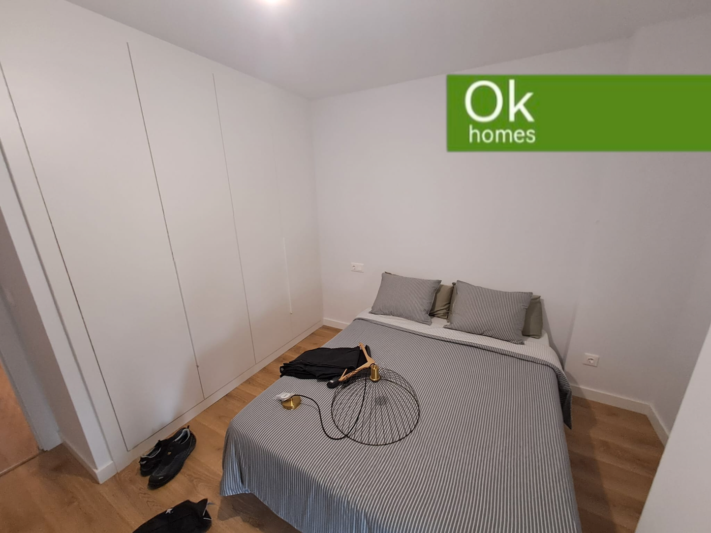 CHALET ADOSADO - VENTA - OLEIROS - AA/318M - 570