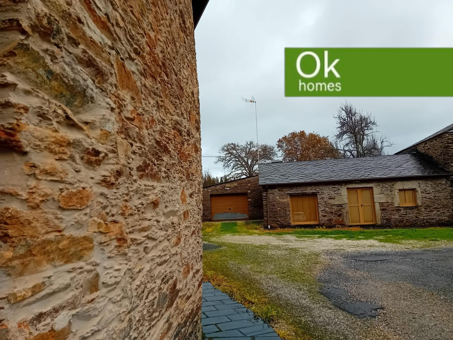 CASA RÚSTICA - BEGONTE (LUGO) - AA/806 - 220