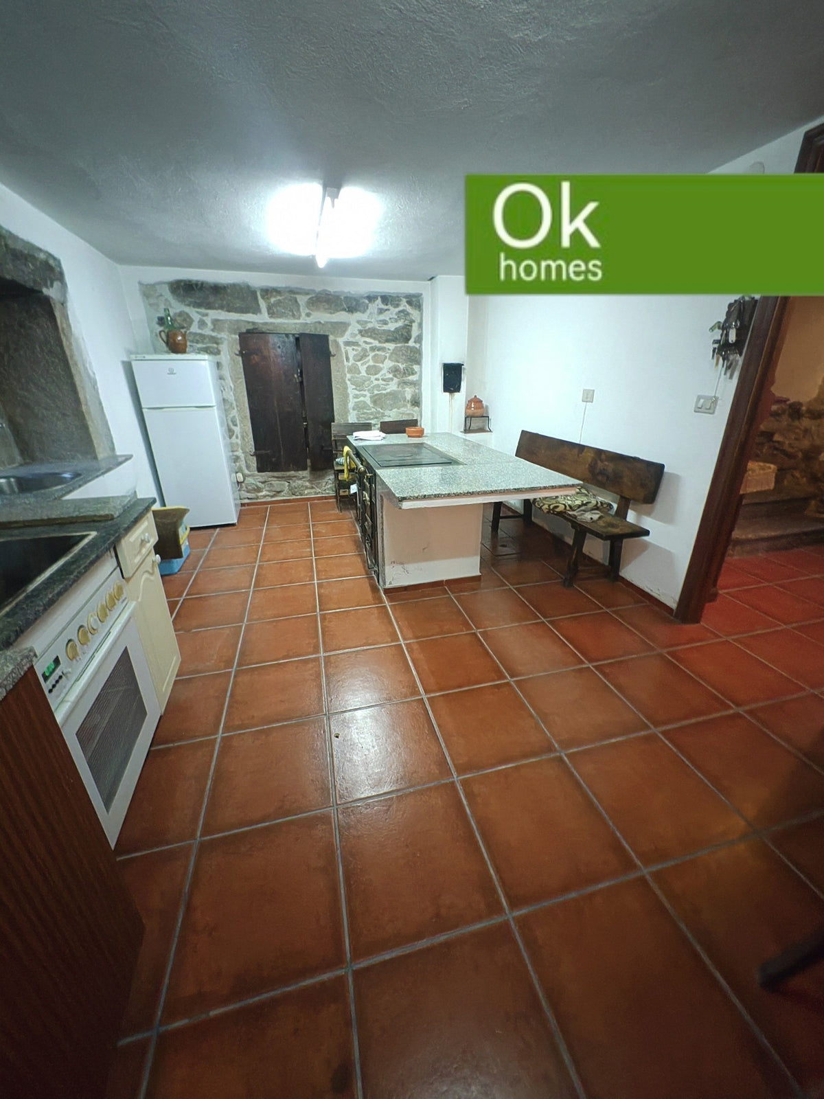 CASA V - FRIOL (LUGO) - AA/942 - 110