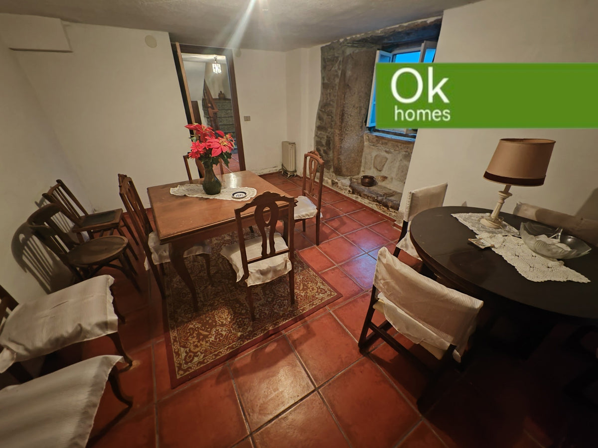 CASA V - FRIOL (LUGO) - AA/942 - 110