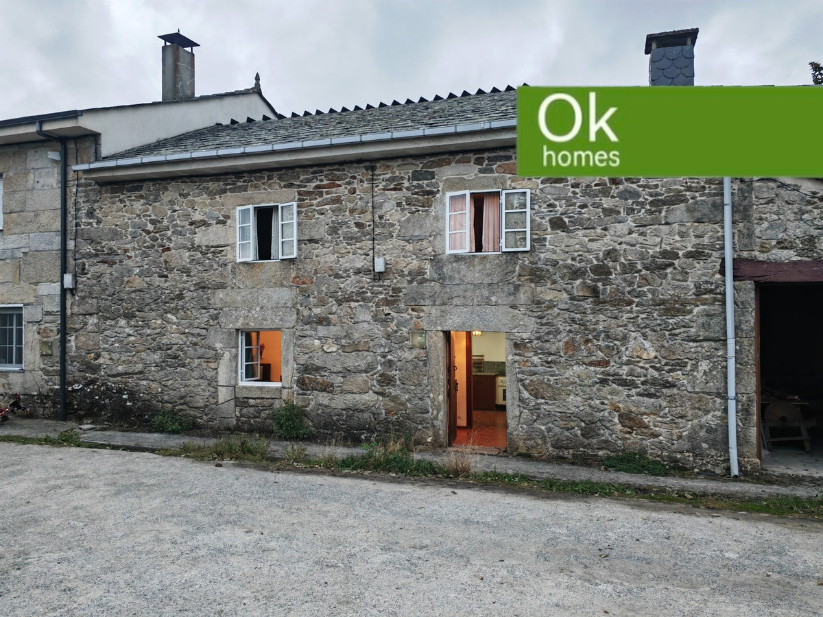 CASA V - FRIOL (LUGO) - AA/942 - 110