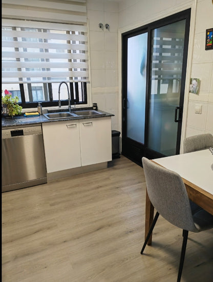 CORUÑA - LOS ROSALES - PISO - VENTA - REF: AA/242 - 320