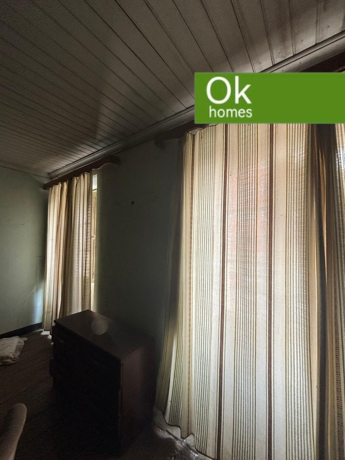 CASA V - GUITIRIZ (LUGO) - AA/400 - 99