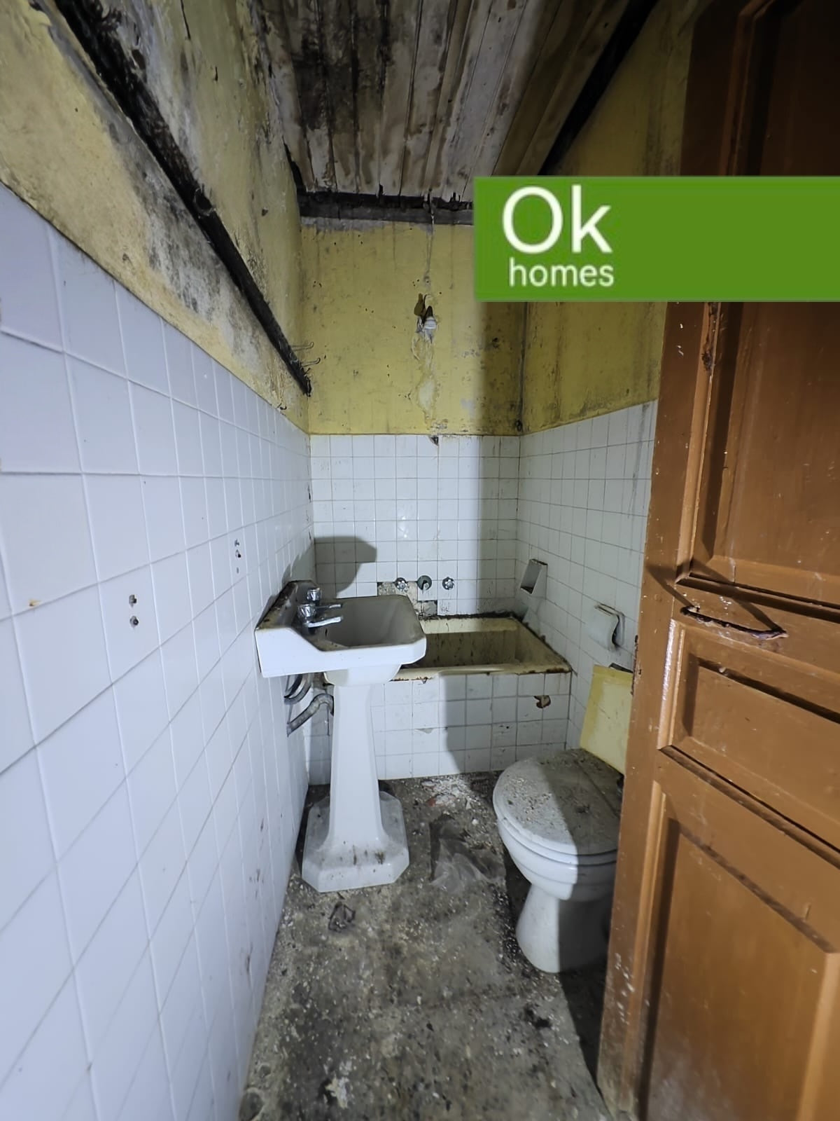 CASA V - GUITIRIZ (LUGO) - AA/400 - 99