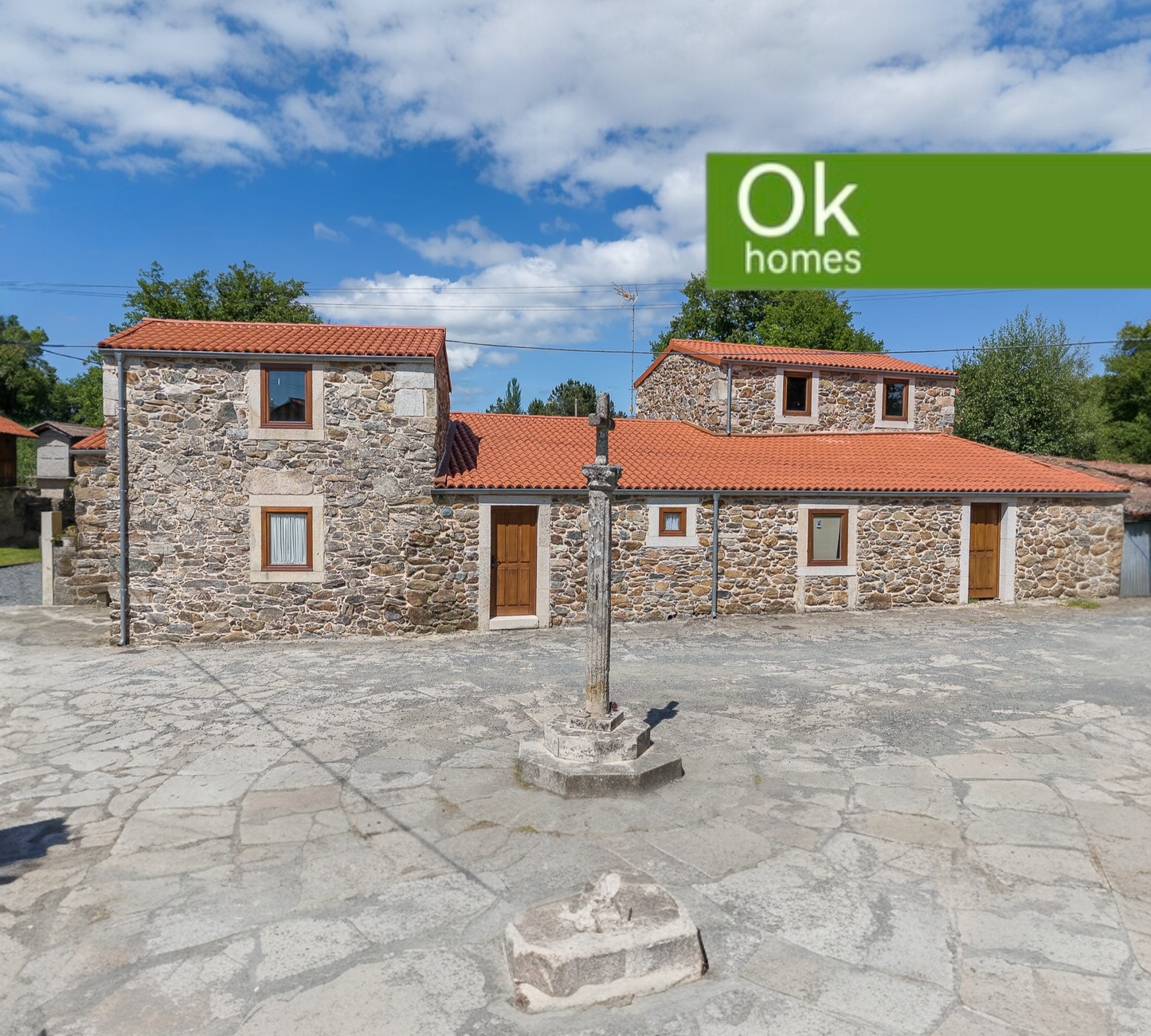 CASA RÚSTICA - MELIDE - AA/229M - 225