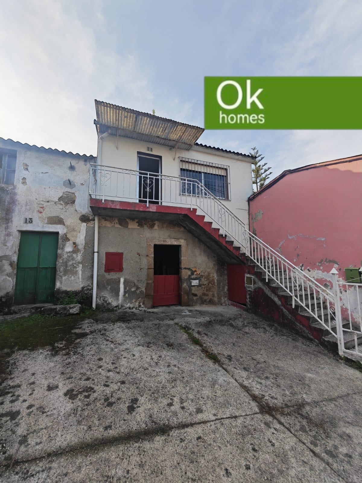 CASA V. - CORUÑA - ALCAMPO - AA/610 - 235