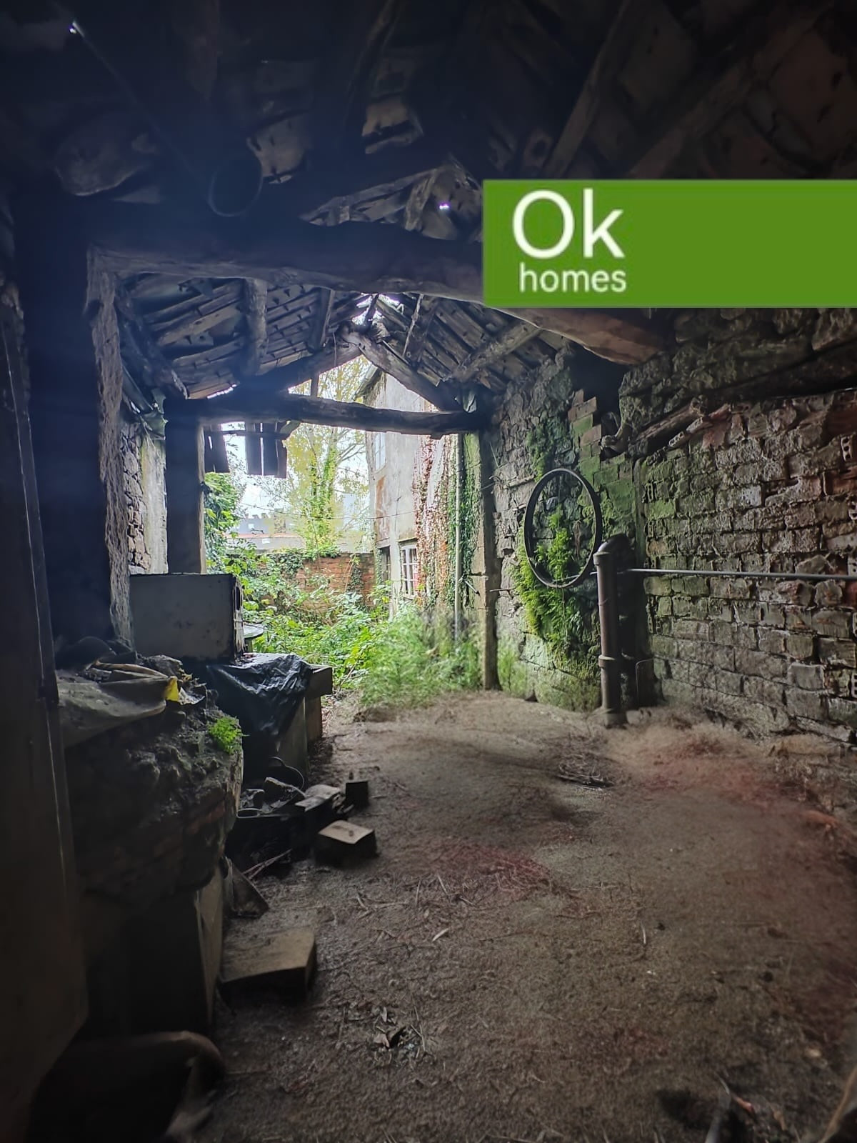 CASA V - GUITIRIZ (LUGO) - AA/400 - 99