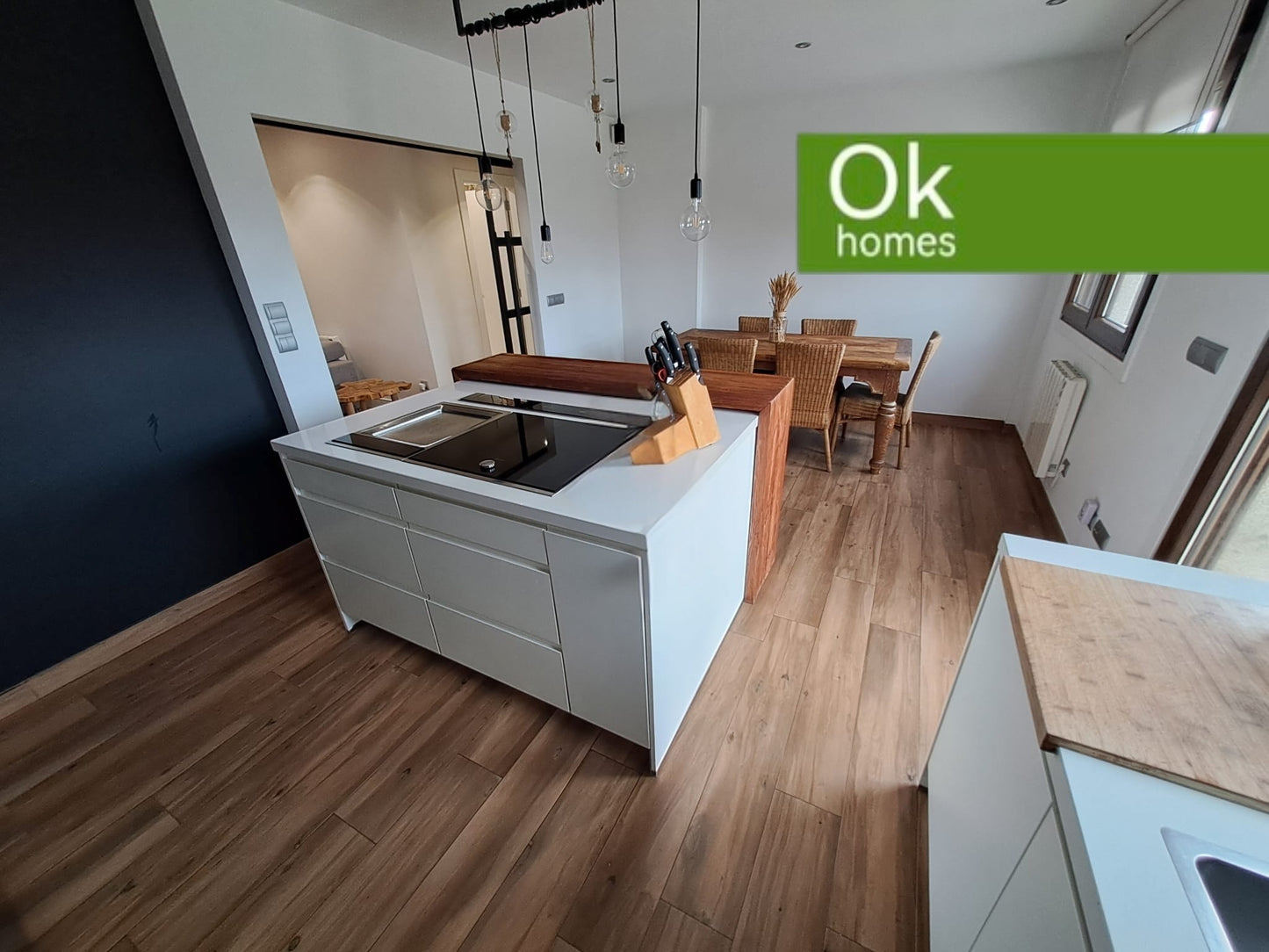 CHALET - VENTA - OLEIROS - AA/718M - 525