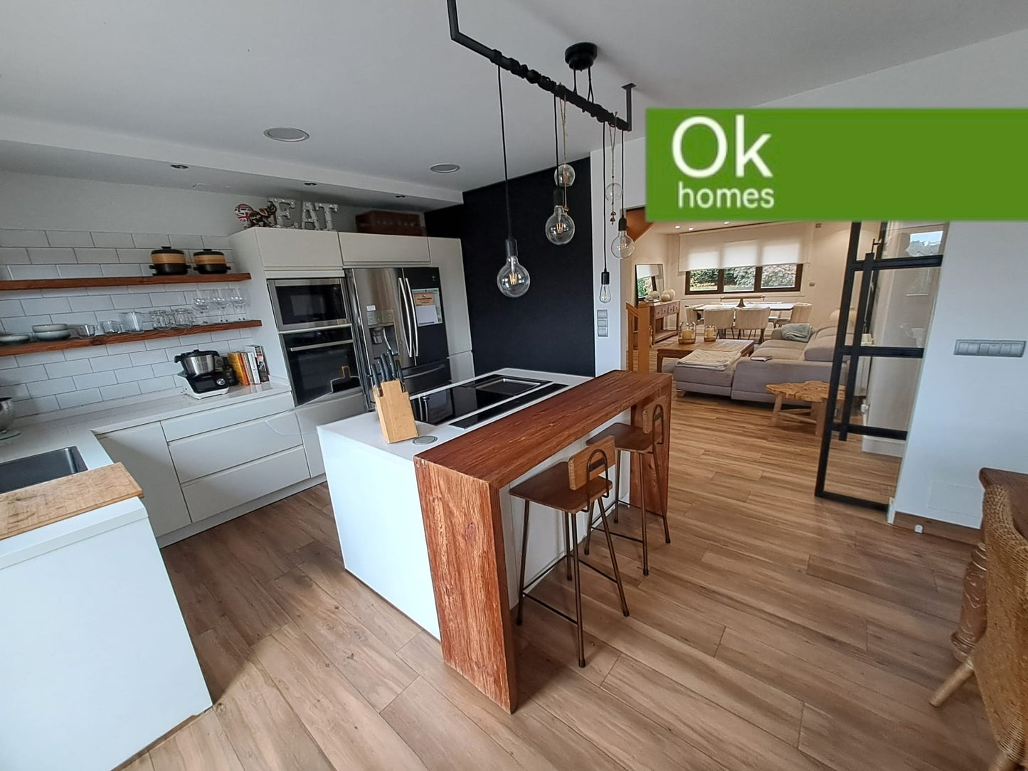 CHALET - VENTA - OLEIROS - AA/718M - 525