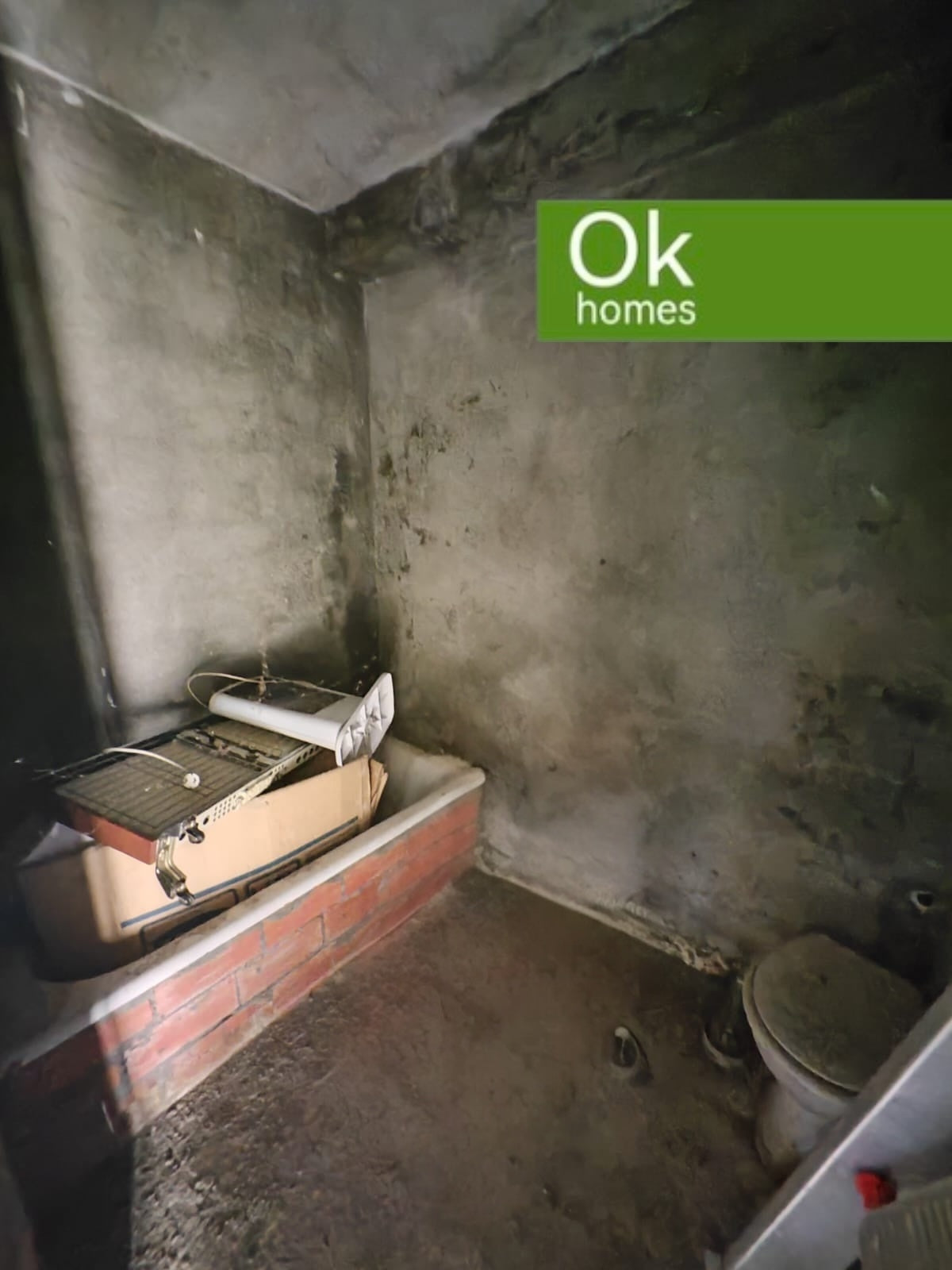 CASA V. - CORUÑA - ALCAMPO - AA/610 - 235