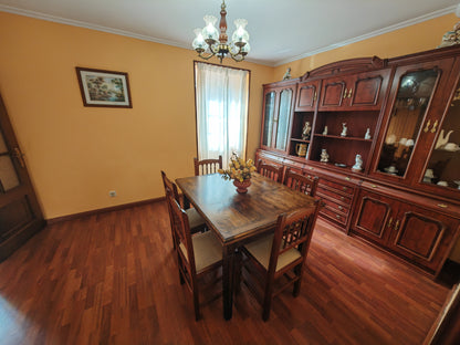 CASA ALQ. - TEIXEIRO - AA/083 - 750
