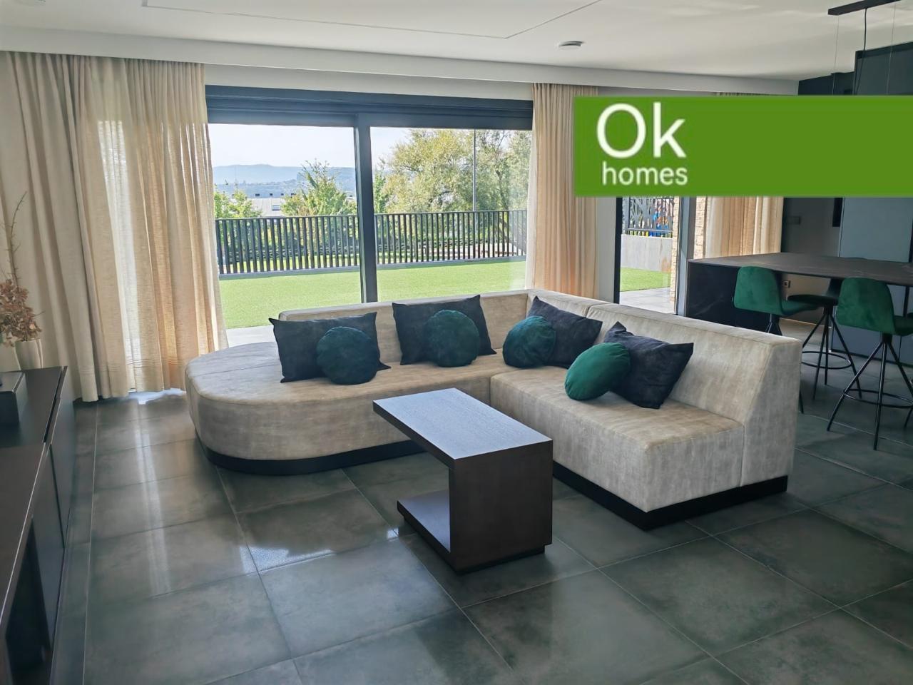 CHALET VENTA - OLEIROS - AA/605 - 1115