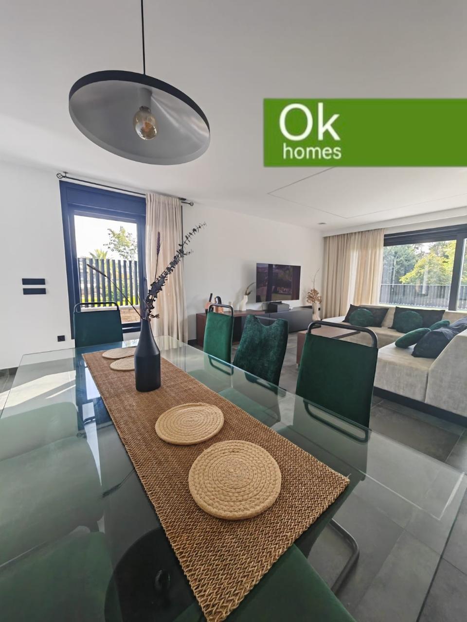 CHALET VENTA - OLEIROS - AA/605 - 1115