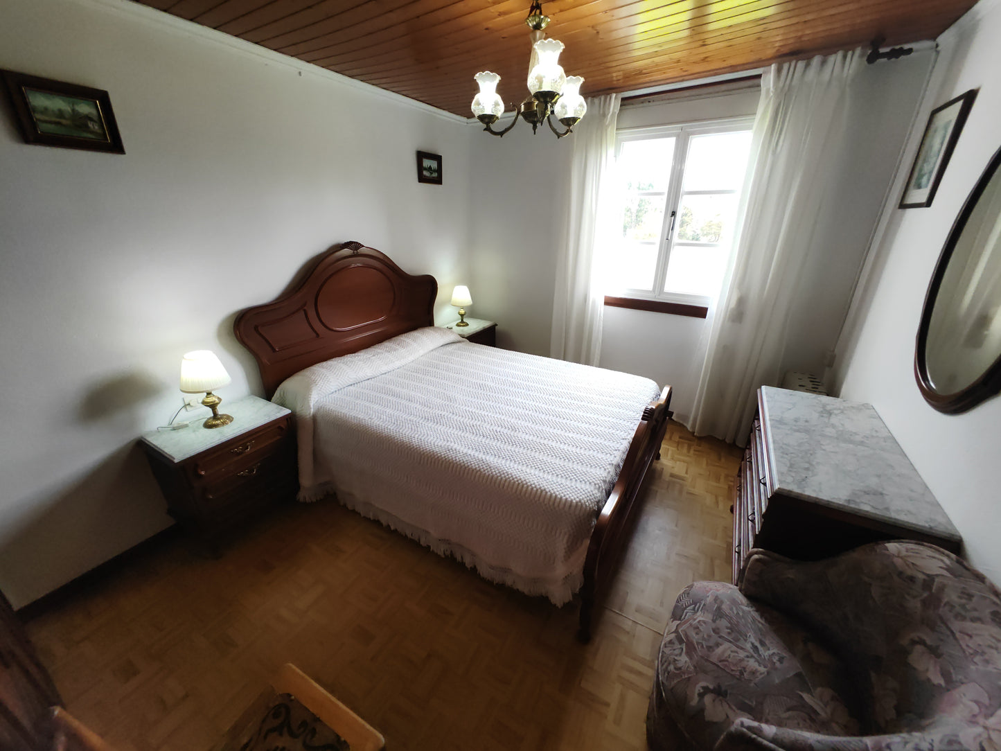 CASA ALQ. - TEIXEIRO - AA/083 - 750