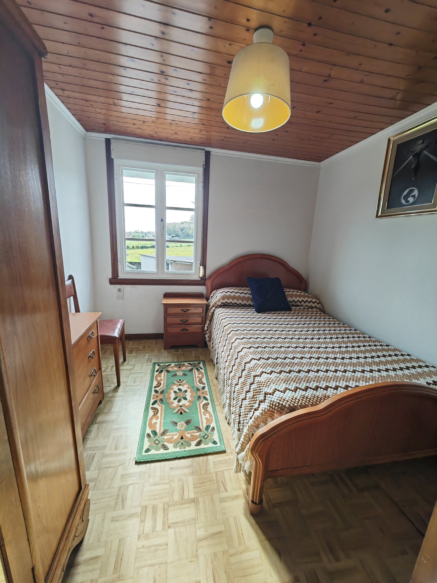 CASA ALQ. - TEIXEIRO - AA/083 - 750