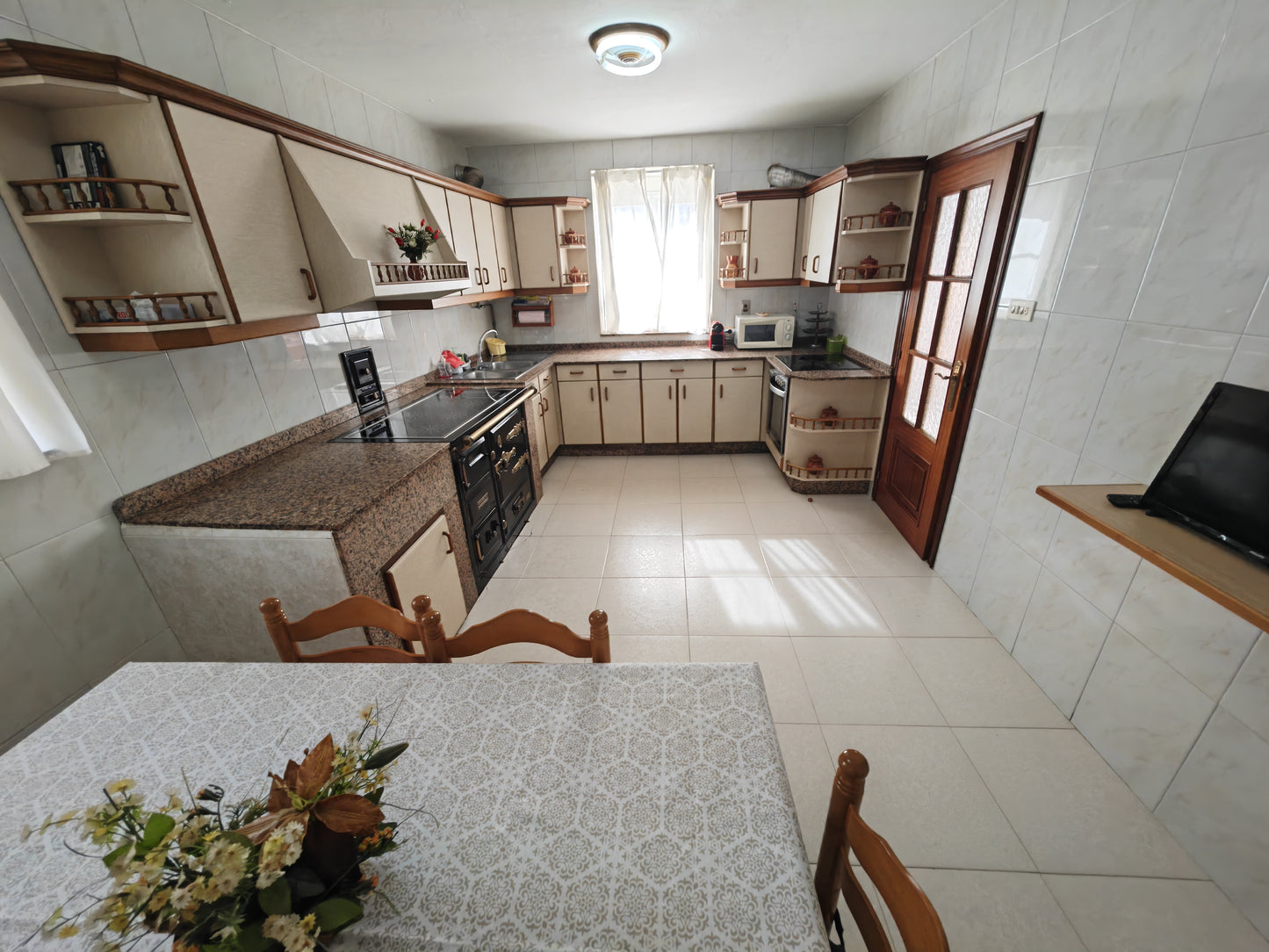 CASA ALQ. - TEIXEIRO - AA/083 - 750