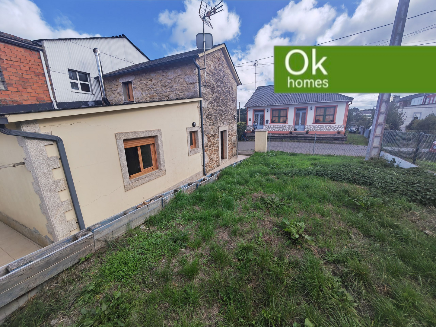 CASA V - GUITIRIZ (LUGO) - AA/309 - 130