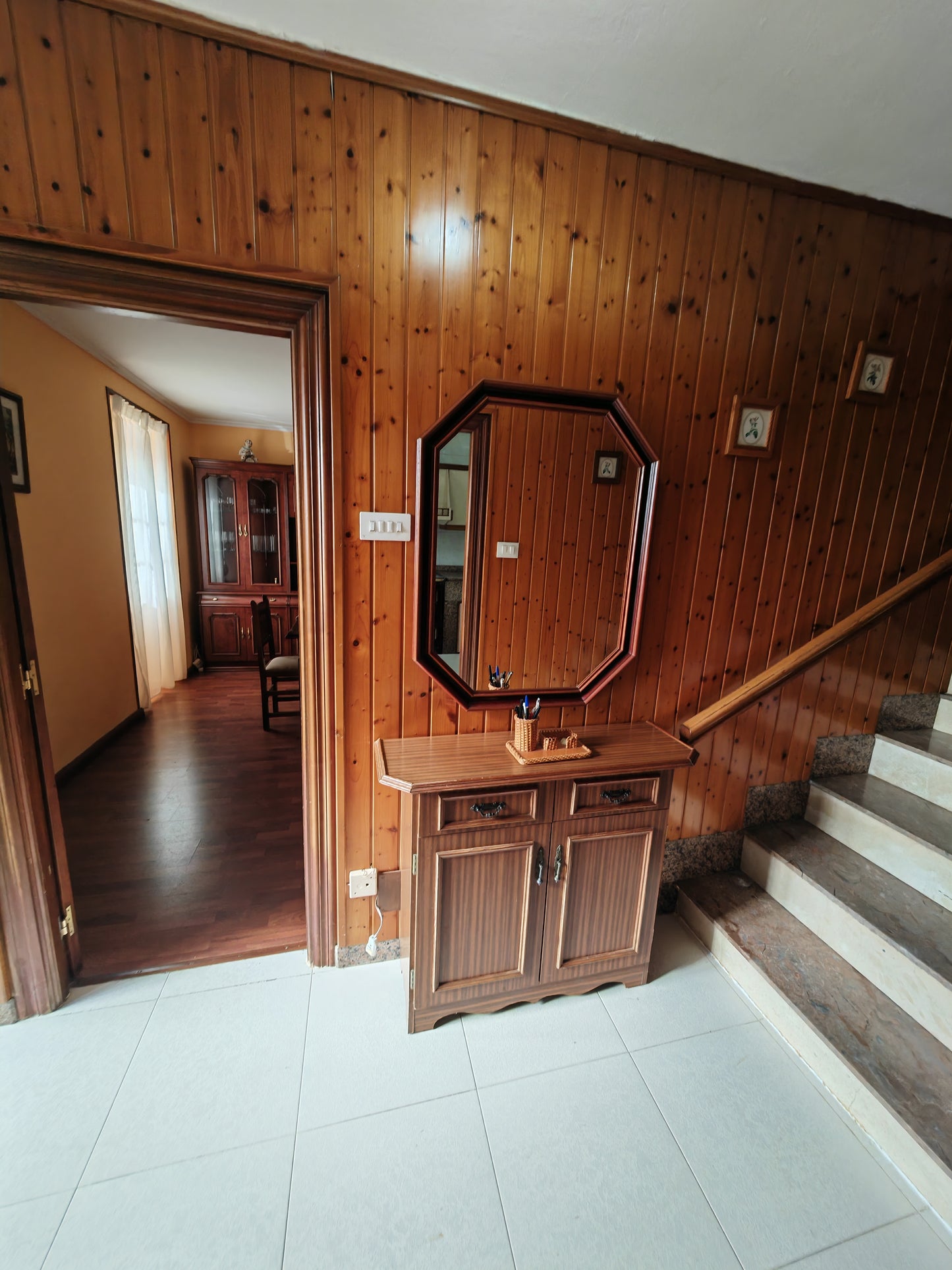 CASA ALQ. - TEIXEIRO - AA/083 - 750