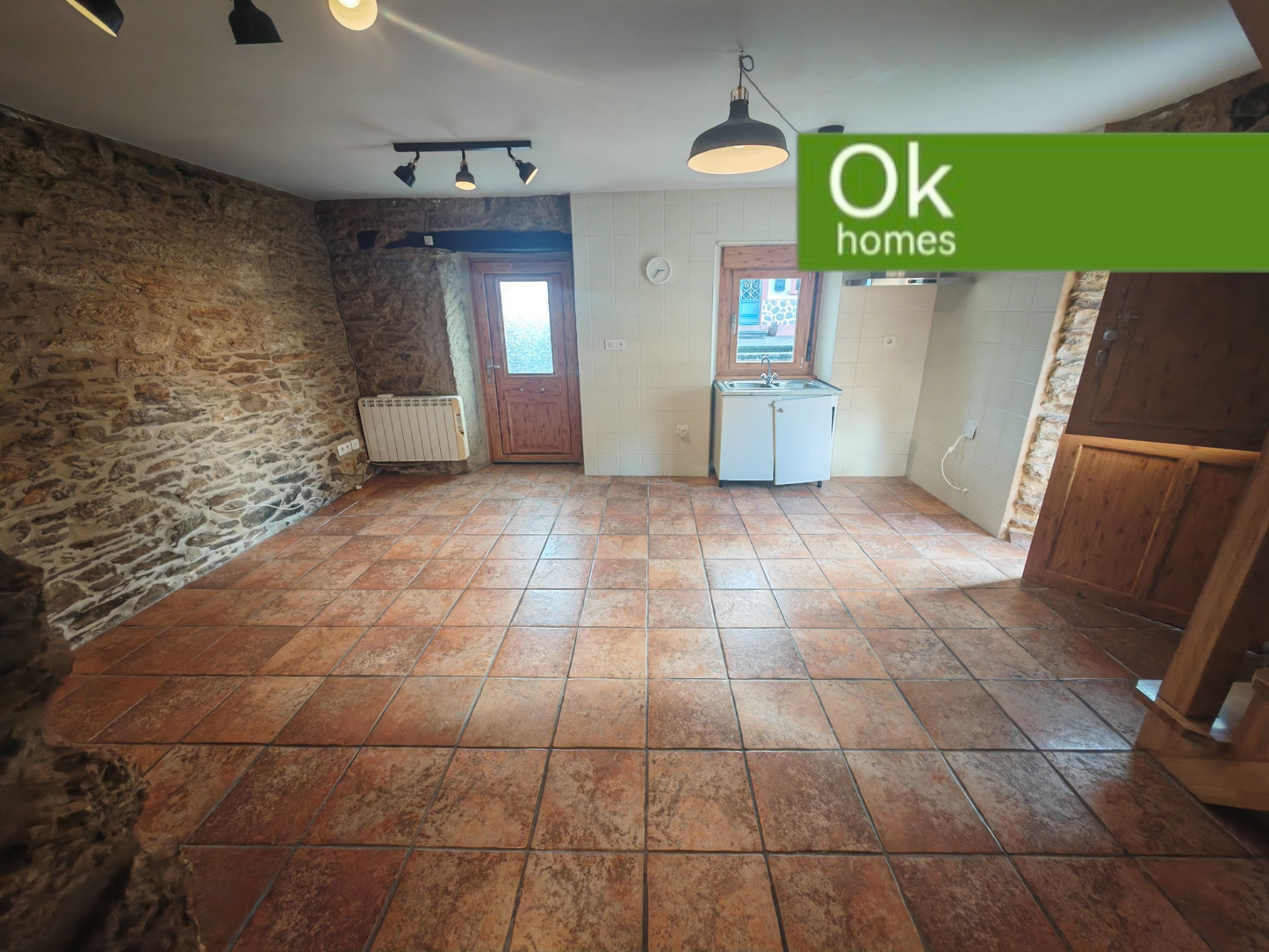 CASA V - GUITIRIZ (LUGO) - AA/309 - 130