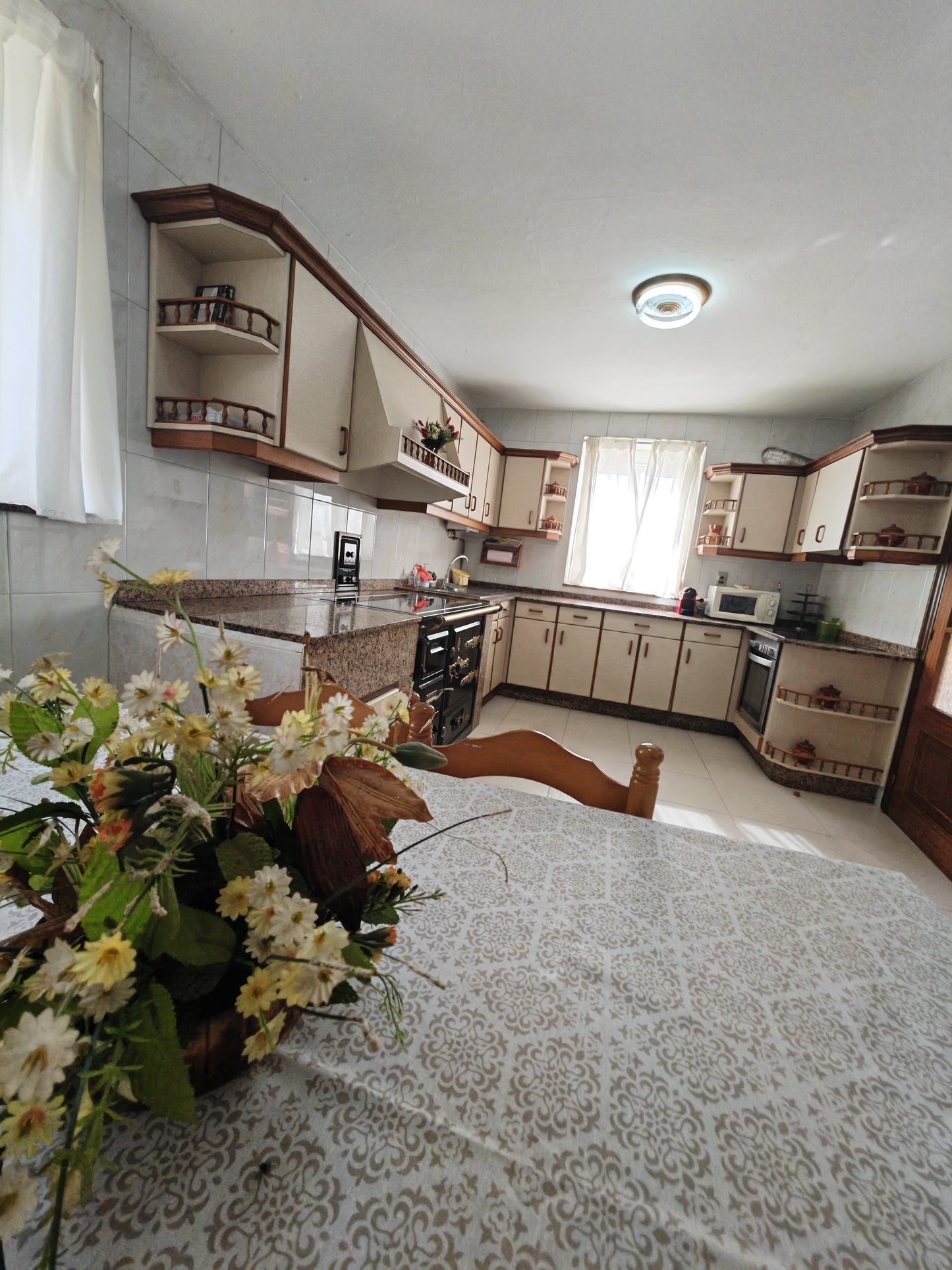 CASA ALQ. - TEIXEIRO - AA/083 - 750