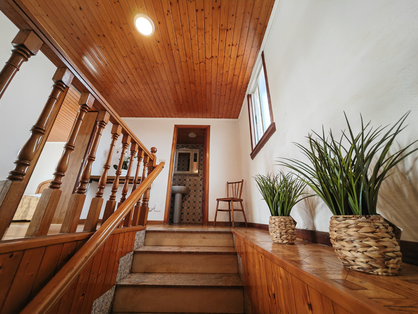 CASA ALQ. - TEIXEIRO - AA/083 - 750