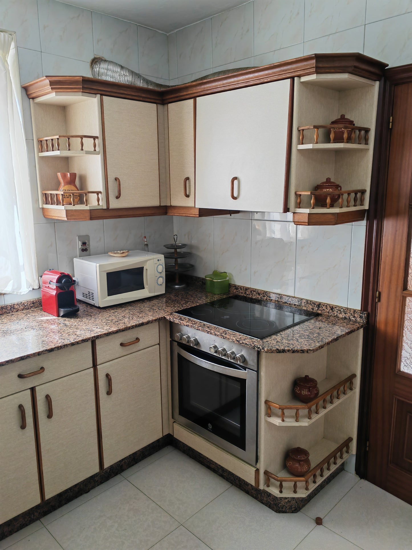 CASA ALQ. - TEIXEIRO - AA/083 - 750