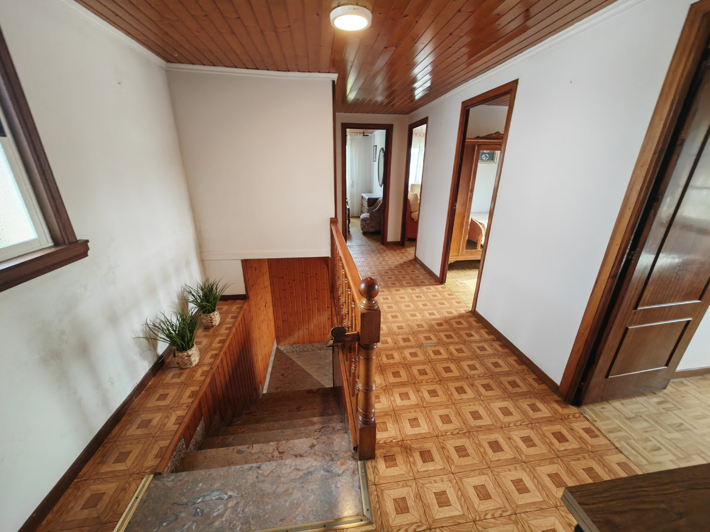 CASA ALQ. - TEIXEIRO - AA/083 - 750