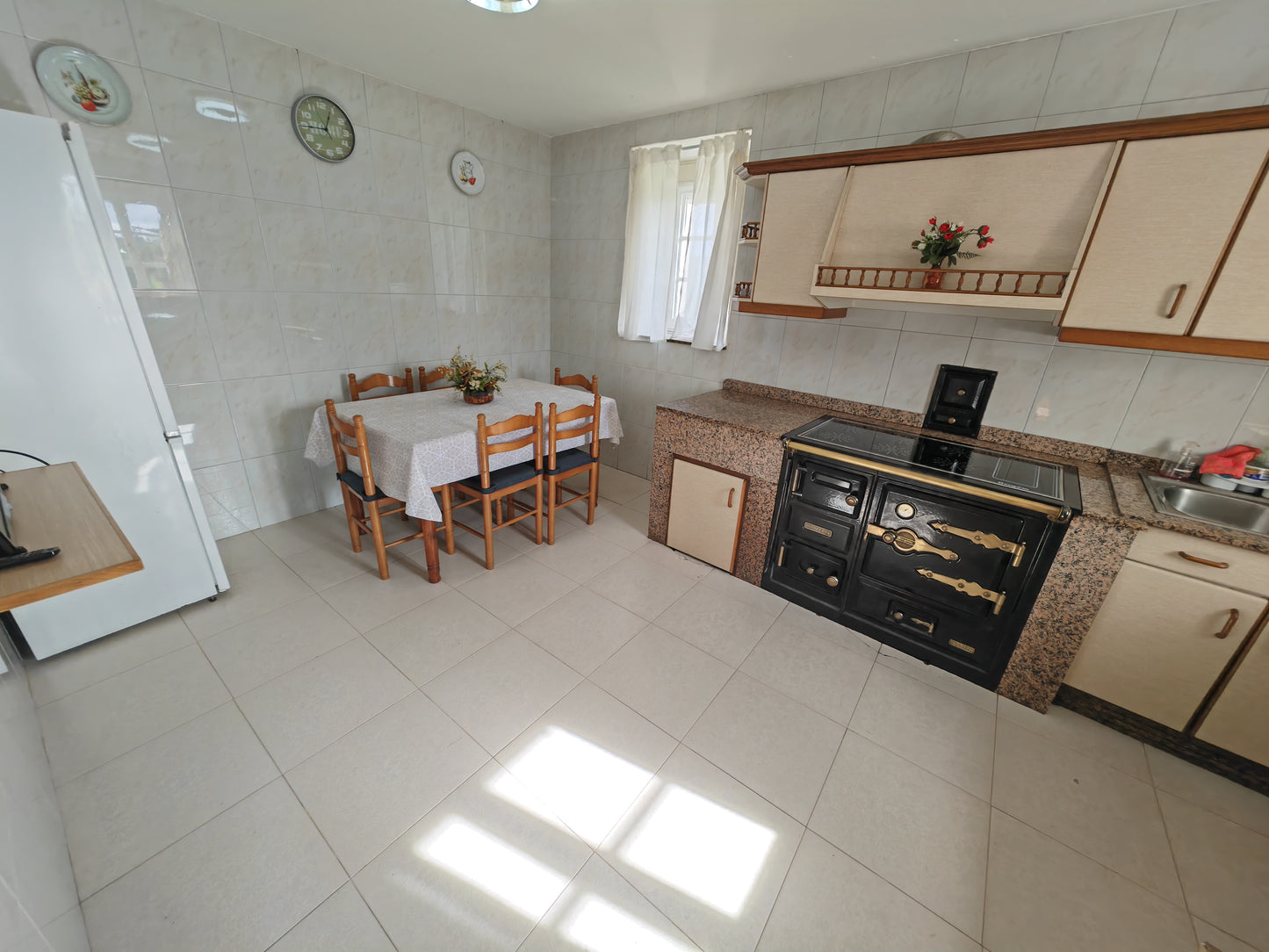 CASA ALQ. - TEIXEIRO - AA/083 - 750